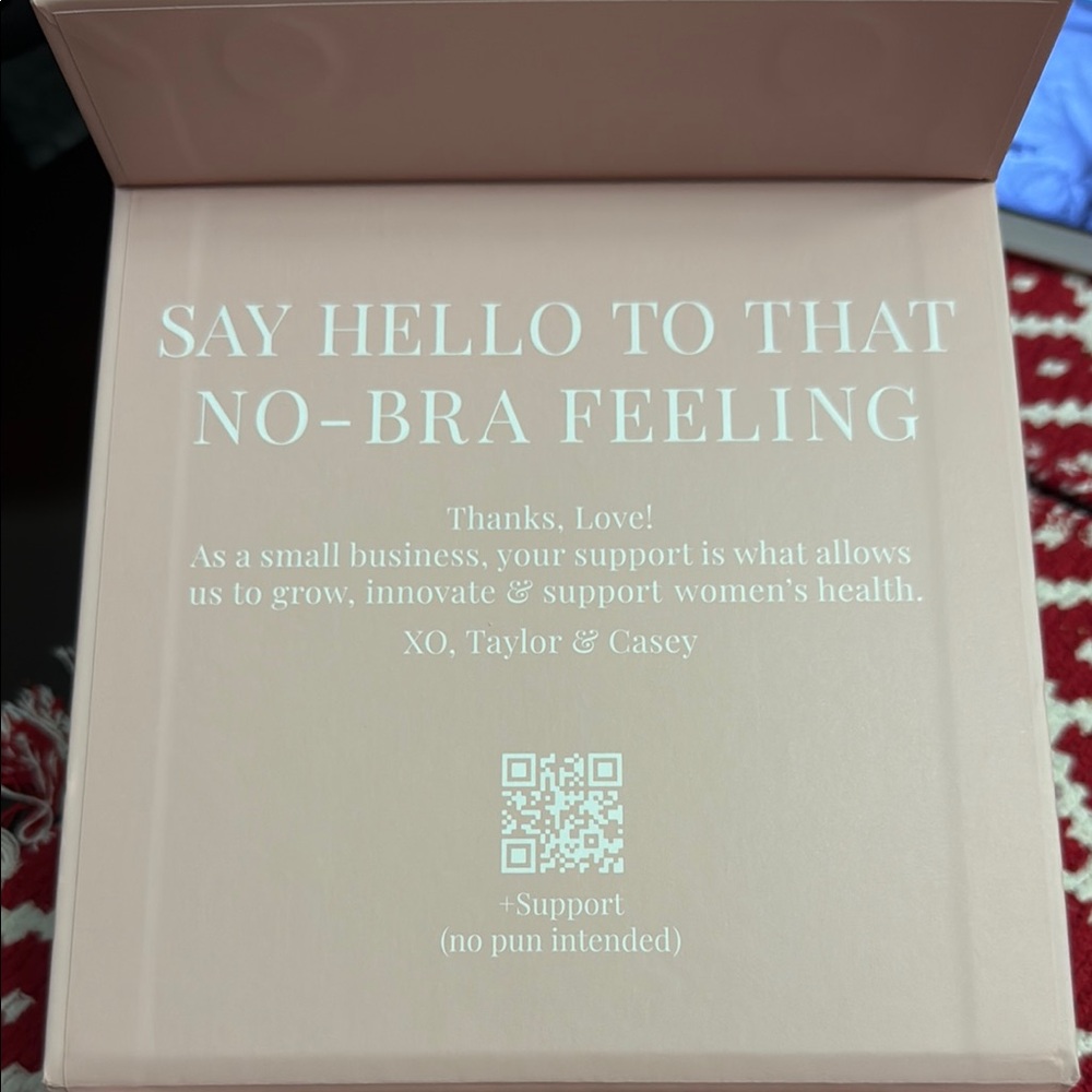 Pink Bra - Picture 2 of 13